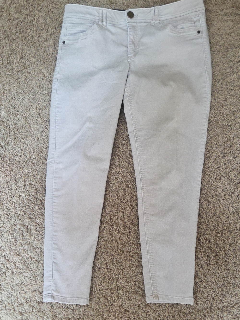 Democracy Women’s Skinny Jeans in Beige
